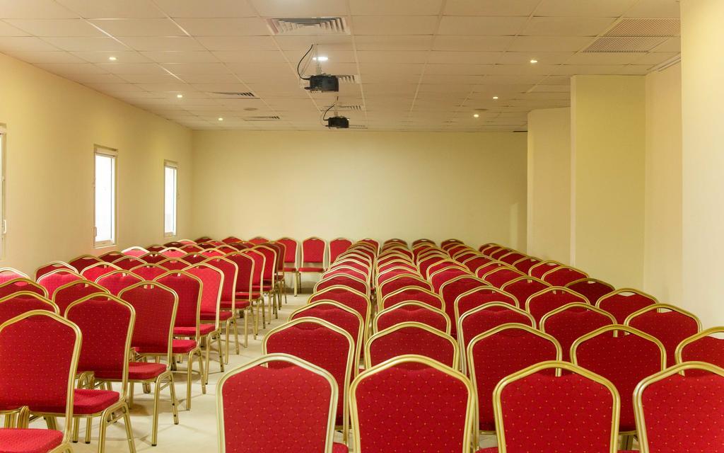 Ibis Lagos Airport Ikeja Exterior foto