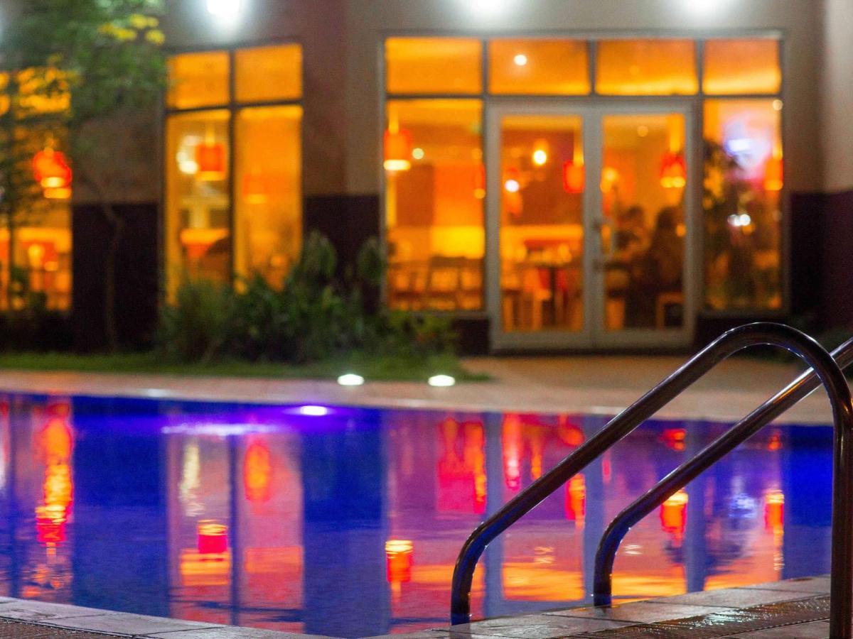 Ibis Lagos Airport Ikeja Exterior foto