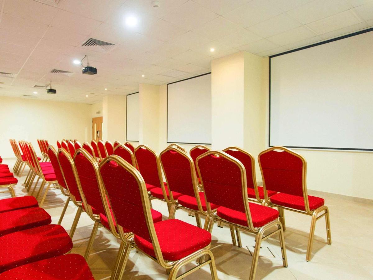 Ibis Lagos Airport Ikeja Exterior foto